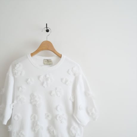 2024SS今季 / 未使用 / UNITED ARROWS / 3D フラワーモチーフ ショートスリーブ ニット / 1518-183-1839 / 2407-1084