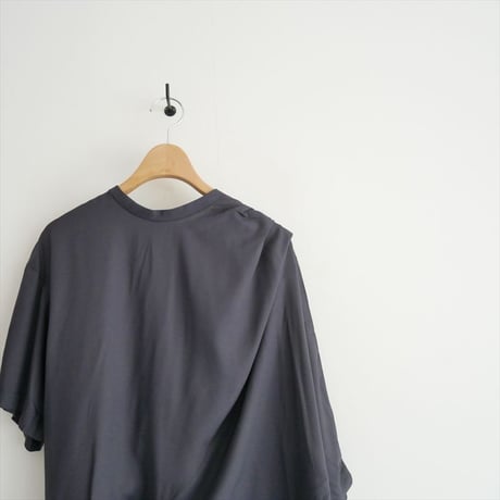 人気完売品 / 未使用 / AP STUDIO購入品 / LOW CLASSIC asymmetry blouse 23050587001730 / 2605-0508