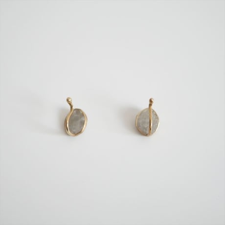 継続販売品 / Lys ligne / Dewily ラフダイヤモンドイヤリング / AC-LY-056 / 2405-0384