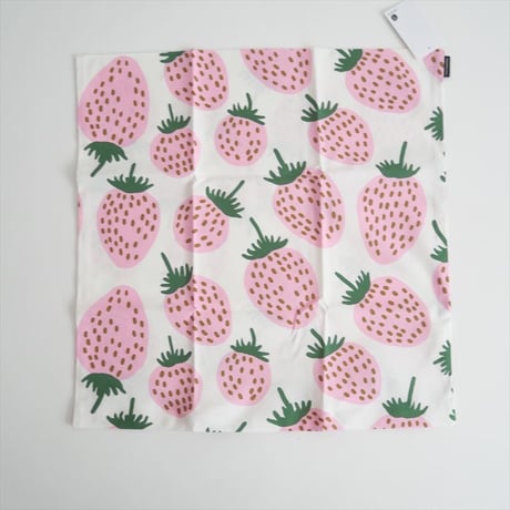 人気完売品 / 未使用 / marimekko / Mansikka クッションカバー 50×50cm / 52239-4-71975 / 2505-2123