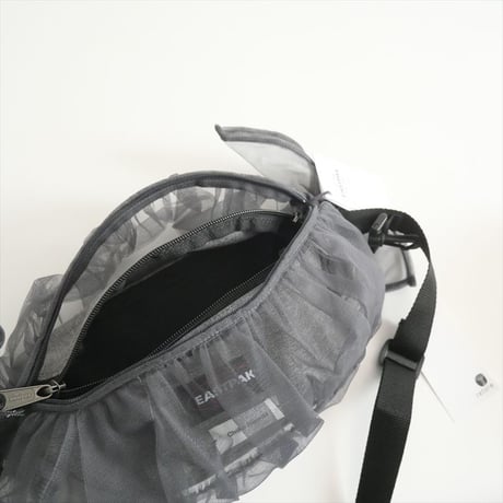 2024・人気完売品 / CHIKA KISADA×EASTPACK / west pouch / CZ-24253 / 2508-0132