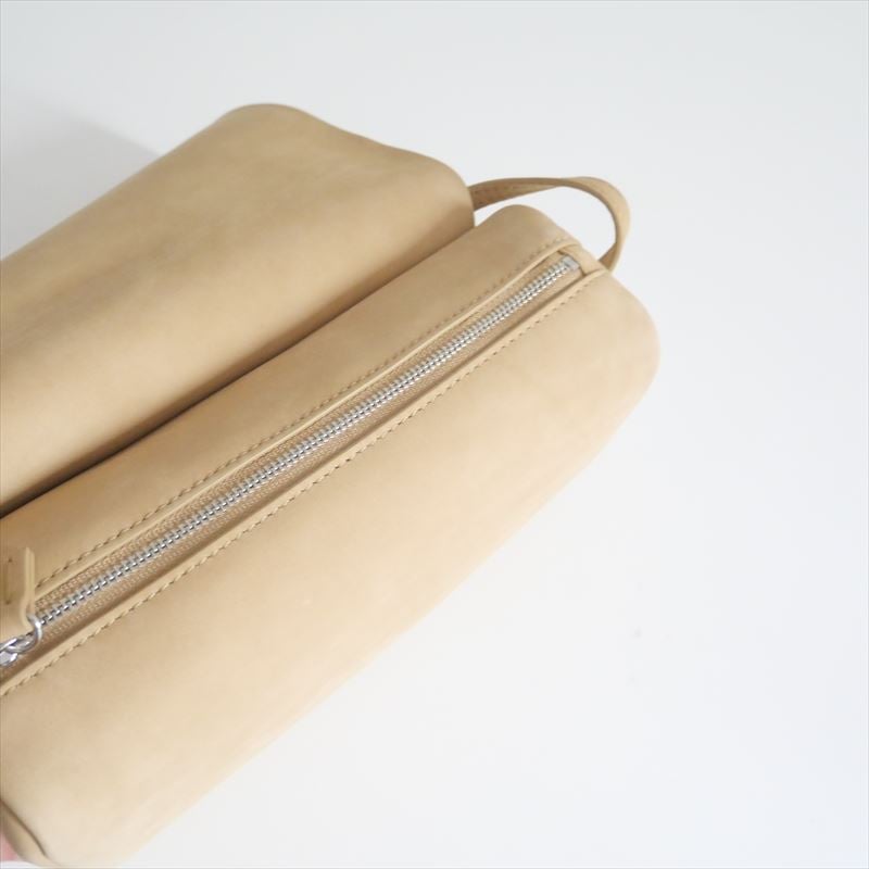 ETRE TOKYO 新作 完売 レザーミニフラップバッグ ベージュ 未使用 レザーミニフラップバッグ(F BEIGE): グッズ │ ETRE TOKYO