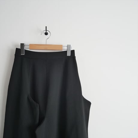 2023AW・人気完売品 / 未使用 / ENFOLD / FLARE DRAPE SKIRT / 300GA771-2290 / 2411-1448