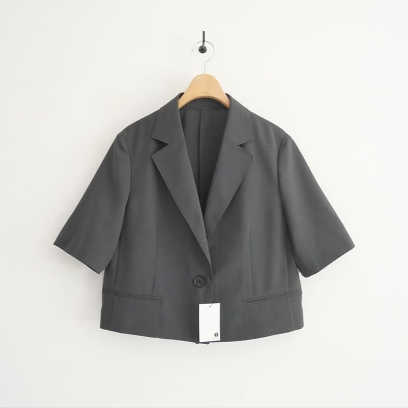 ★専用【Spick & Span】ハーフスリーブショートジャケット セール】ハーフスリーブショートジャケット（テーラード