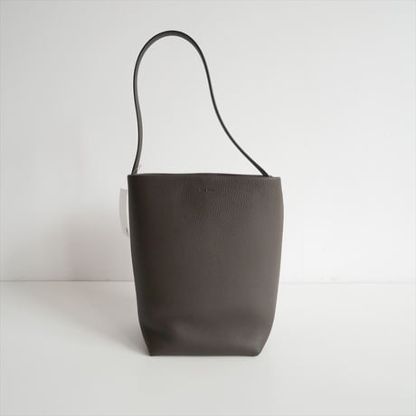 人気完売カラー / 未使用 / THE ROW / Medium N/S Park Tote  / W1313L129 / 2603-1009