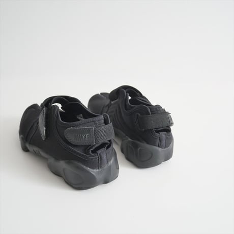 2022 / NIKE / NIKE WMNS AIR RIFT BLACK/OFF NOIR-BLACK- / DZ4182-010 / 2402-0151