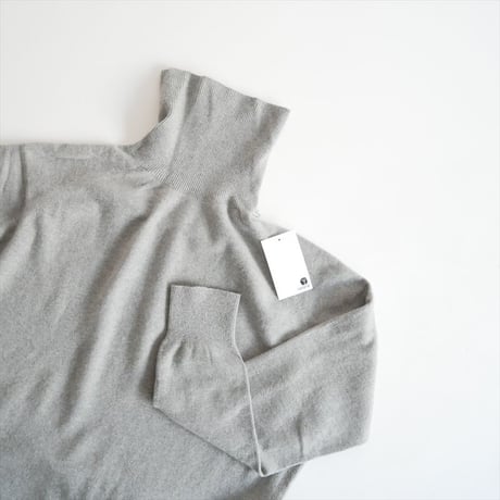 2024AW・人気完売品 / DEUXIEME CLASSE / CAPRI タートルネック プルオーバー / 24080500407030 / 2503-0596