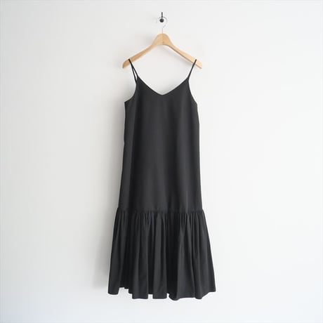 2022SS / 未使用 / CLANE / VOLUME GATHER CAMISOLE DRESS / 12112-5412 / 2405-2097