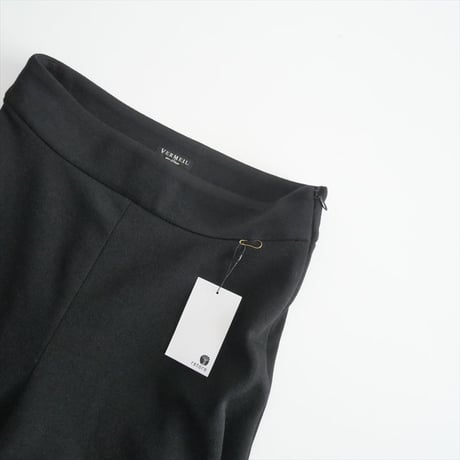 2023AW / VERMEIL par iena / ジャージフレアミニスカート / 23060938110030 / 2406-0291