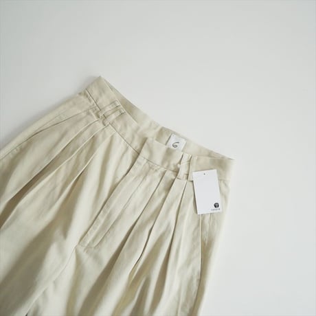 2026SS今季・人気完売品 6 ROKU BEAUTY&YOUTH コットンレーヨン タックパンツ 86142020706 2606-0314