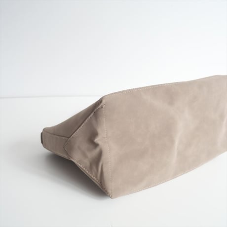 2024SS・人気完売品 / 未使用 / L'Appartement / SUEDE LIKE TOTE BAG / 24090560400010 / 2502-0309