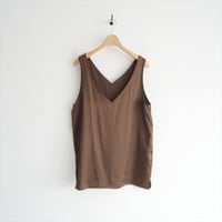 継続販売品 / unefig. / Triangle Tank / 2602-0519
