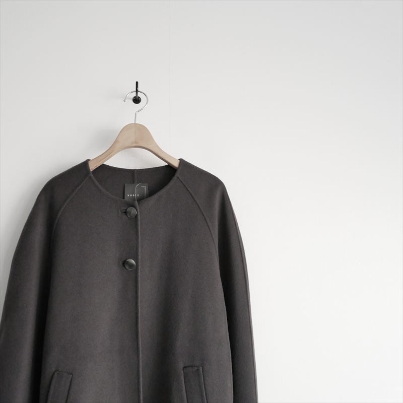 NOBLE グレー リバーシブルビーバーケープコート 2023AW / NOBLE / リバーシブルビーバーケープコート / 23020240603