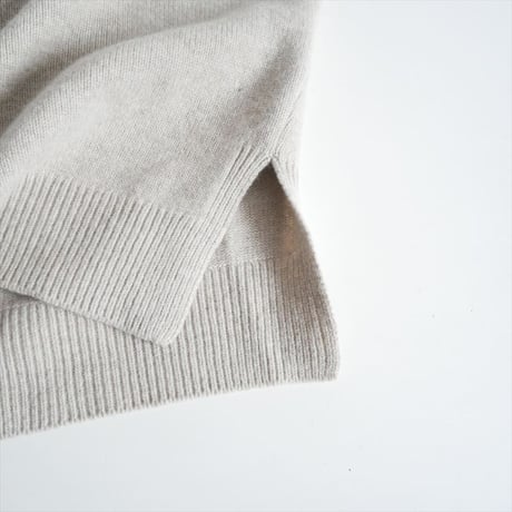 未使用 / DEUXIEME CLASSE / COMFY Vネック プルオーバー / 2510-0164