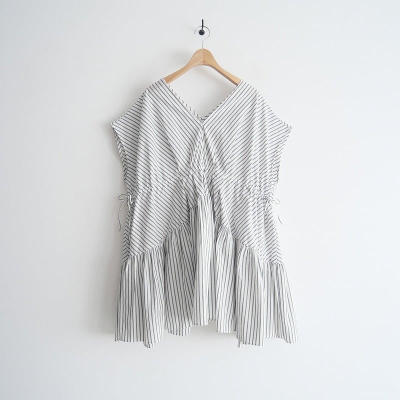 Curensologyオーバードロストブラウス