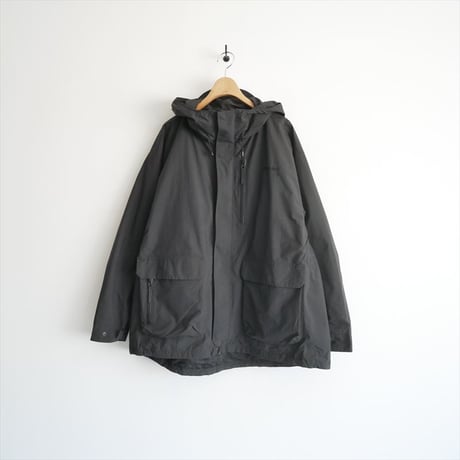 2025・人気完売品 / Marmot×ETRE TOKYO PERTEXマウンテンパーカー 1225502016 / 2604-0698