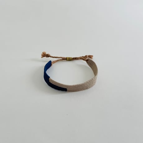 糸ブレスレット　IW15/BEBL/0807B