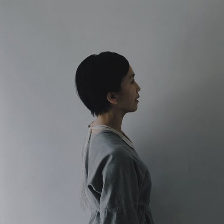 糸首飾り/white