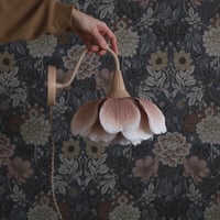 薔薇ブラケットランプ／ピンクベージュ