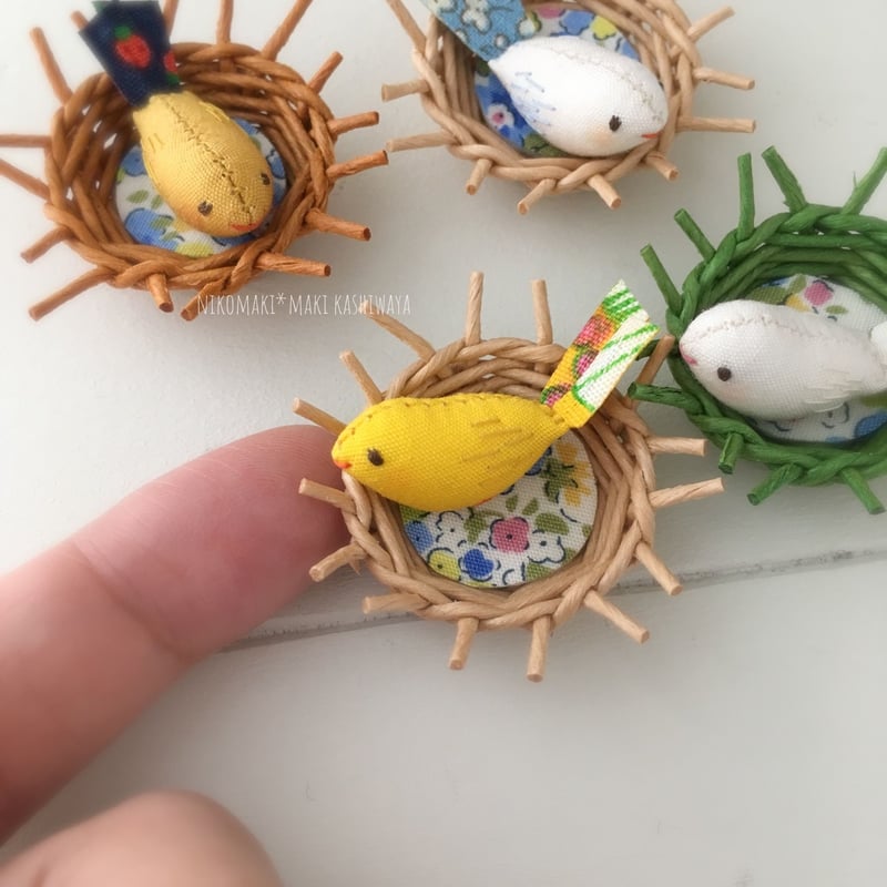 小鳥のぬいぐるみミニ&鳥の巣 | nikomaki*nuigurumi store 小鳥のぬいぐるみミニ&鳥の巣 | nikomaki*nuigurumi store