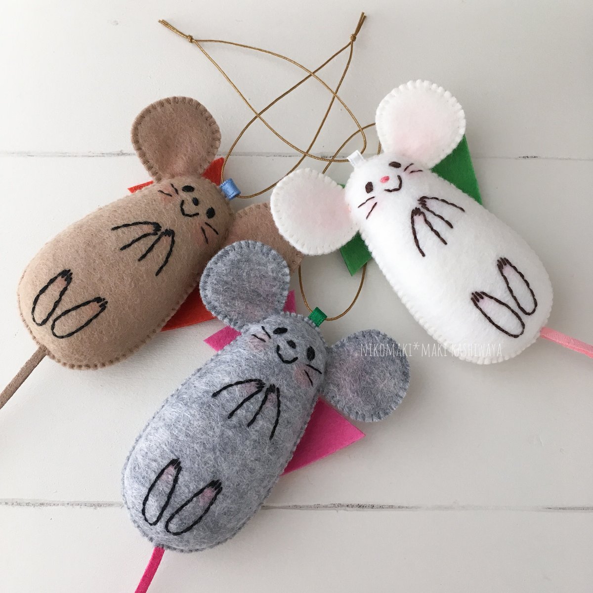 子年のねずみフェルトマスコット | nikomaki*nuigurumi store