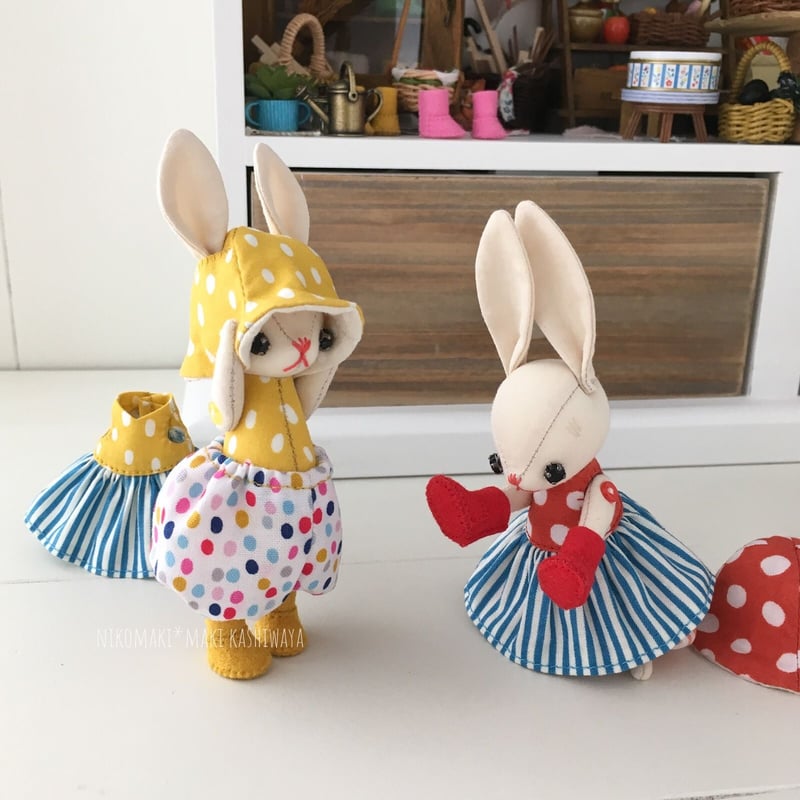 チューリップハットのチビうさぎ/黄色ドットの前髪ちゃん | nikomaki