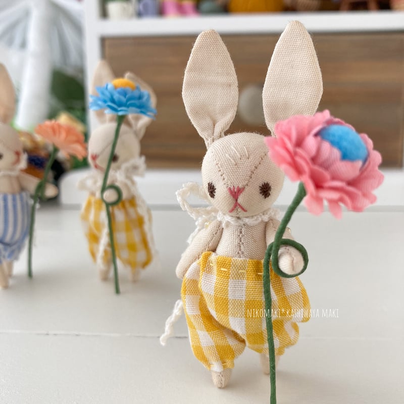 ミニチビうさぎのぬいぐるみ③（お花・パンツの型紙・巾着付き