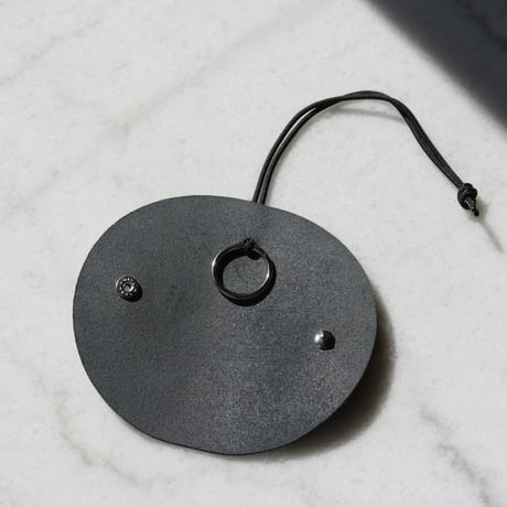 Leather half moon keycase