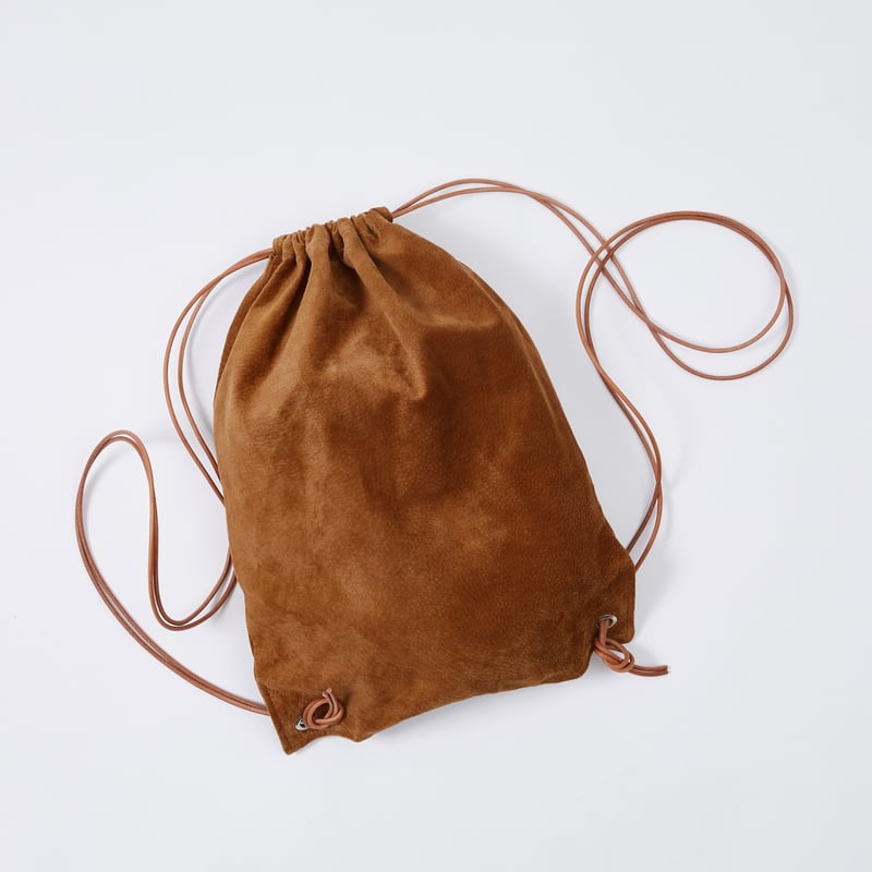オトナのナップサック／スエード キャメル Pig sack｜brown | KEESE