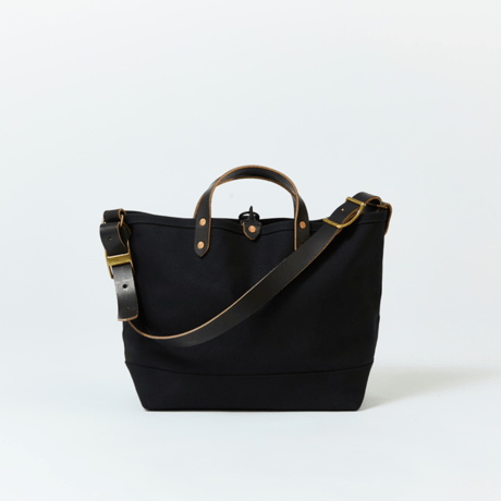 KEESE レザートートバッグ ハンドバッグ Mサイズ レディース ブラック