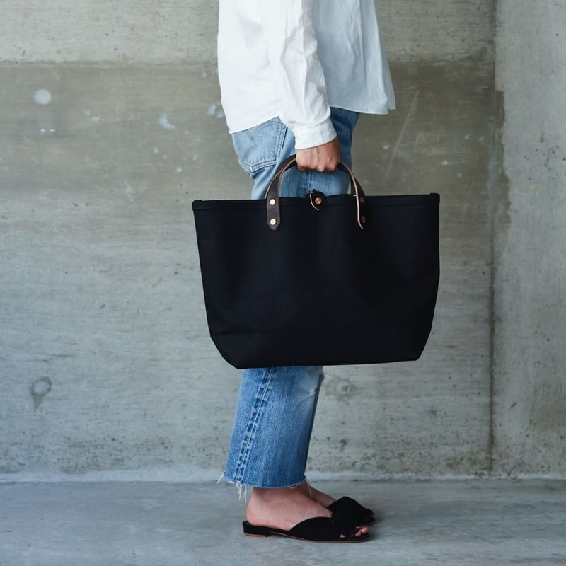 BOAT TOTE｜Medium All Black | KEESE