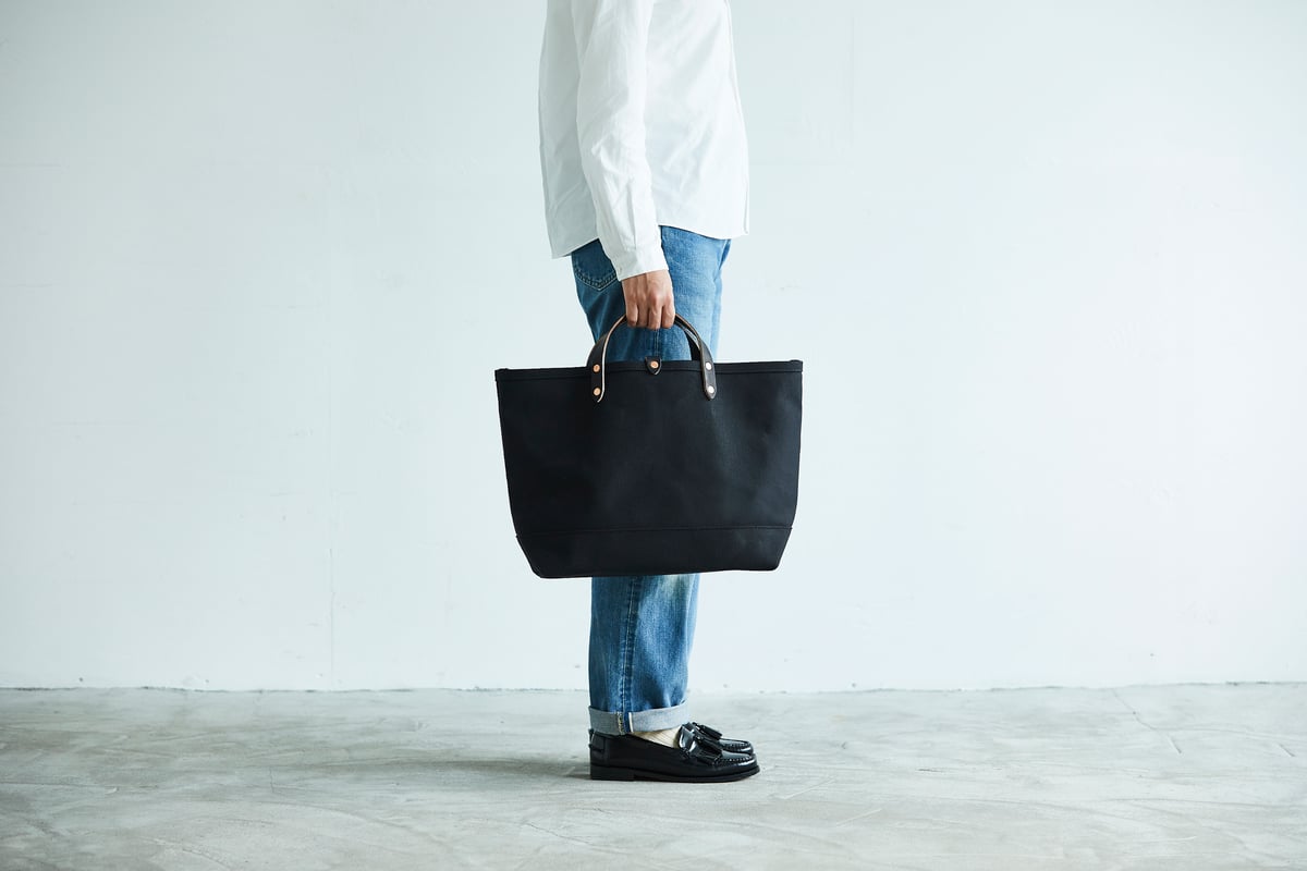 Boat tote｜Medium all black | KEESE