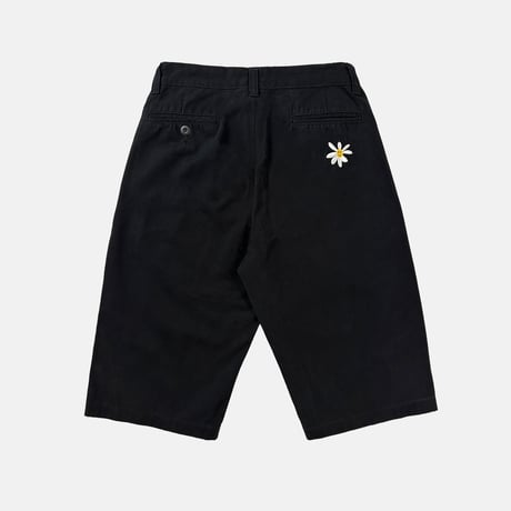 Cropped Daisy Chino Shorts (Black)