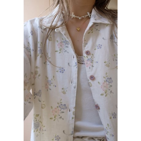 white flower shirt
