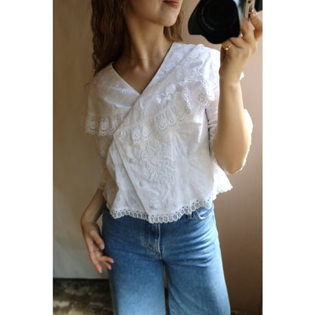 flower frill blouse