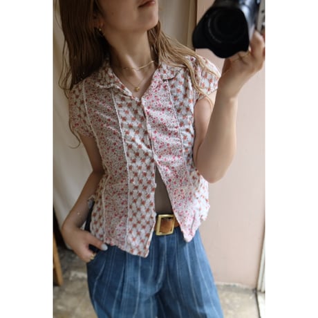 flower french sleeve blouse