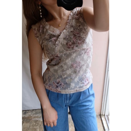 beige flower tank top