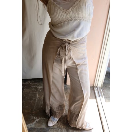 sand beige embroidery pants