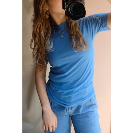 vintage blue T-shirt