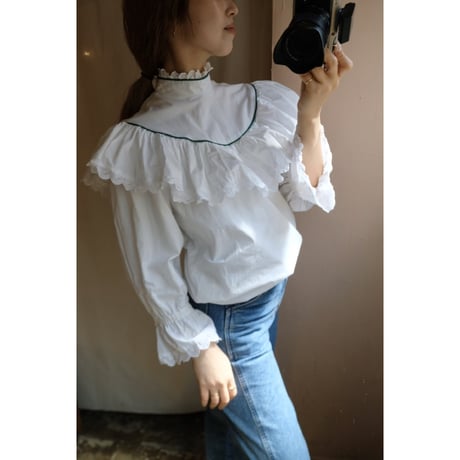 green line frill blouse