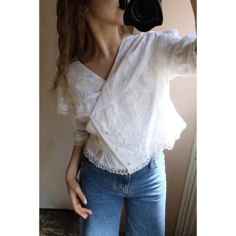 flower frill blouse