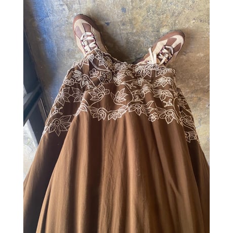 brown  design  skirt