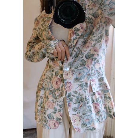 rose jacket