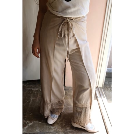 sand beige embroidery pants