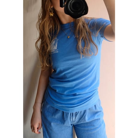 vintage blue T-shirt