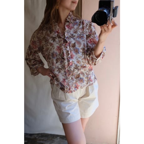 flower frill blouse