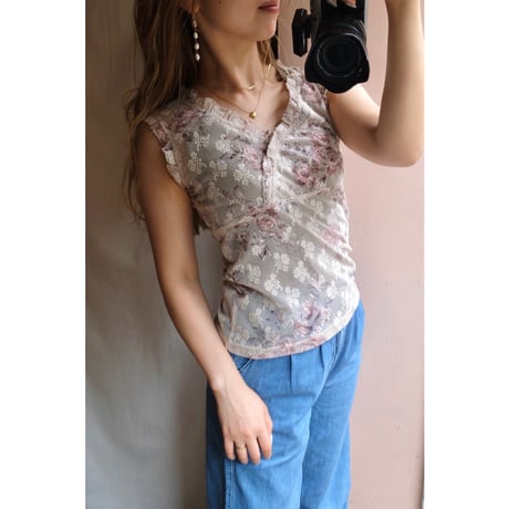 beige flower tank top