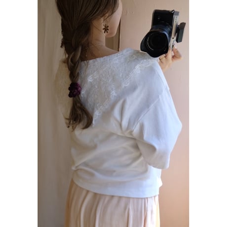 vintage white lace T-shirt