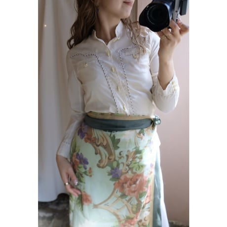 vintage ivory design shirt