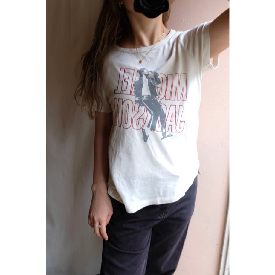 6a42121d5f5ac51452c44db4